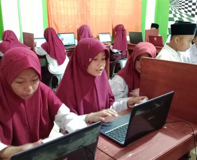 Mendalami Manfaat Pentingnya Pengetahuan Digital