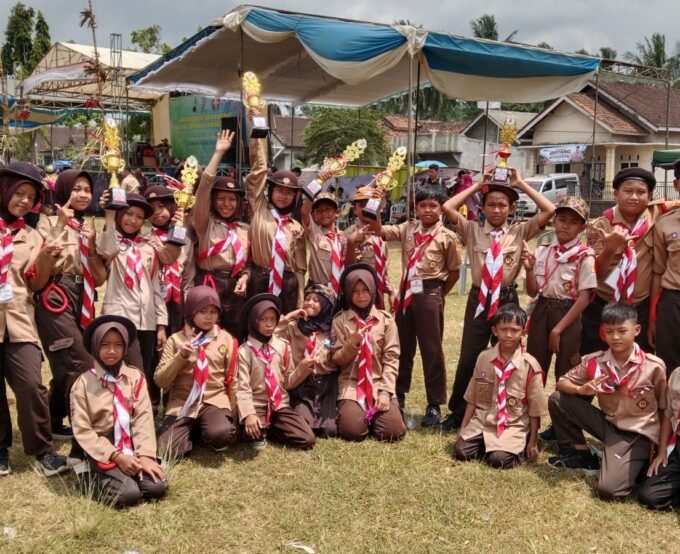 Gudep MI Nurul Huda Adirejo Boyong Enam Piala pada Jambore Ranting dan LT II Kwartir Ranting Jabung